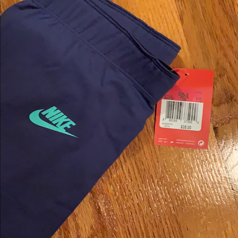 Purple Gray Nike Girls Legging with Accent NWT - Picture 2 of 3